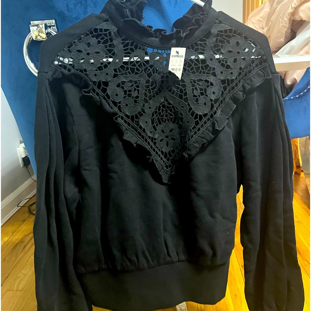 NWT🖤 Express Black Sweatshirt